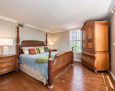 10701 Gulf Shore Drive - Photo Thumbnail 5