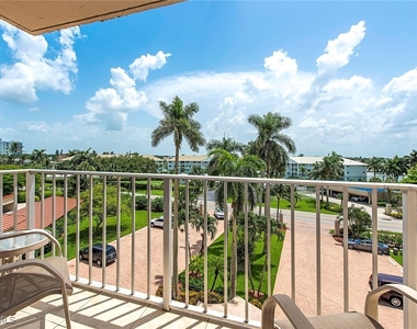 10701 Gulf Shore Drive - Photo Thumbnail 10