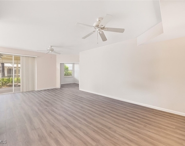 7822 Gardner Drive - Photo Thumbnail 4