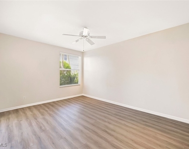 7822 Gardner Drive - Photo Thumbnail 9