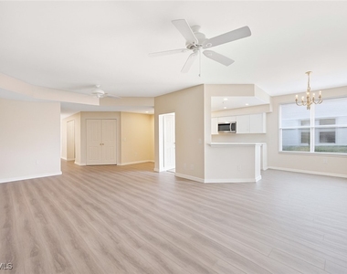 7822 Gardner Drive - Photo Thumbnail 6