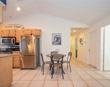 691 102nd Avenue N - Photo Thumbnail 8