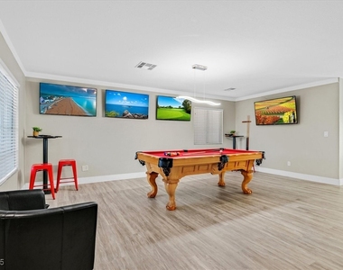 2735 Peekskill Avenue - Photo Thumbnail 2