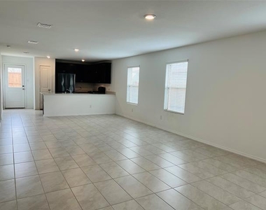 3401 Harper Street - Photo Thumbnail 5