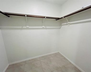 3401 Harper Street - Photo Thumbnail 9