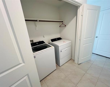 3401 Harper Street - Photo Thumbnail 10