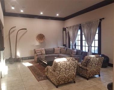 3783 W 5th Street - Photo Thumbnail 11
