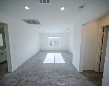 558 Pablo Rd - Photo Thumbnail 8