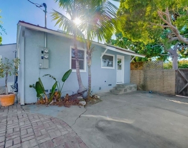 8356 Kittyhawk Avenue - Photo Thumbnail 22