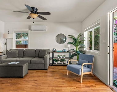 1453 Thomas Ave - Photo Thumbnail 9