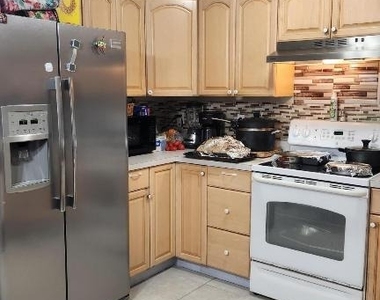 2289 Se Seamist Street - Photo Thumbnail 4