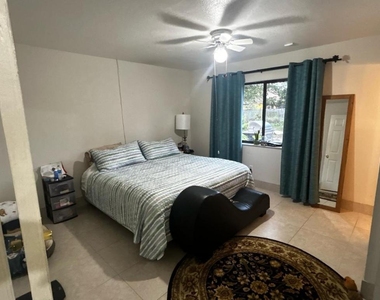 2289 Se Seamist Street - Photo Thumbnail 6