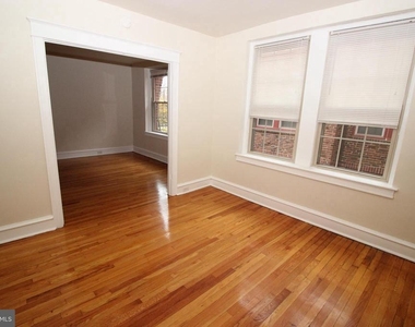 7876 Spring Avenue - Photo Thumbnail 12
