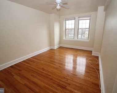 7876 Spring Avenue - Photo Thumbnail 2