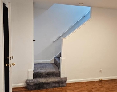 4213 Hildreth Street Se - Photo Thumbnail 2