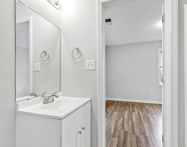 2100 Wolftech Lane - Photo Thumbnail 32