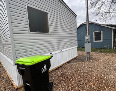 1412 Austin Street - Photo Thumbnail 9