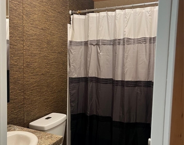 1412 Austin Street - Photo Thumbnail 7