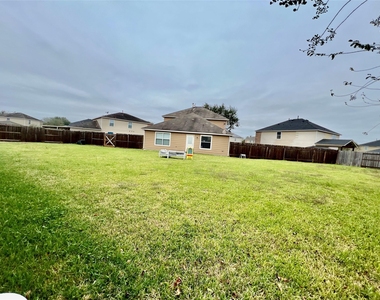 9610 Serenata Court - Photo Thumbnail 21