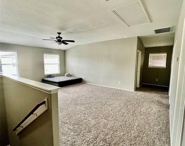 9610 Serenata Court - Photo Thumbnail 14
