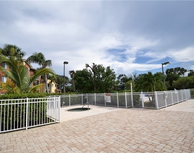 6481 Aragon Way - Photo Thumbnail 28
