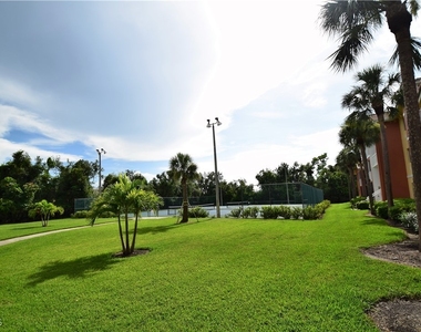 6481 Aragon Way - Photo Thumbnail 24