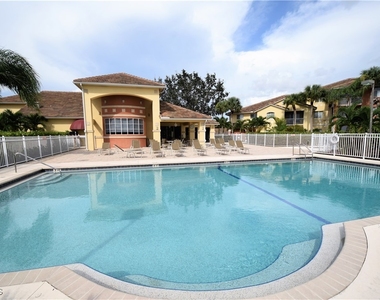 6481 Aragon Way - Photo Thumbnail 31