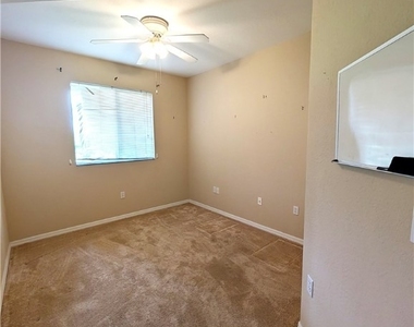 6481 Aragon Way - Photo Thumbnail 13