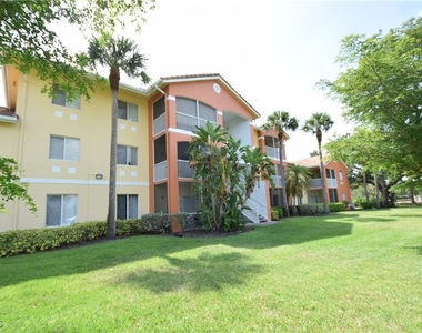6481 Aragon Way - Photo Thumbnail 23