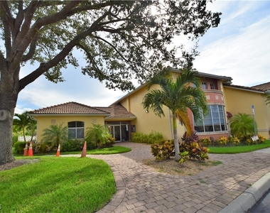 6481 Aragon Way - Photo Thumbnail 33
