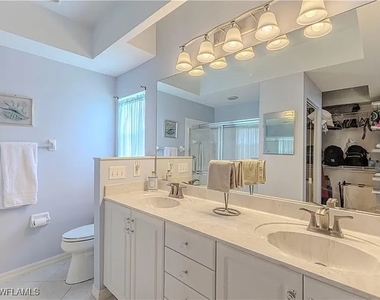 5595 Greenwood Circle - Photo Thumbnail 11