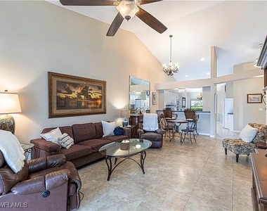 5595 Greenwood Circle - Photo Thumbnail 17