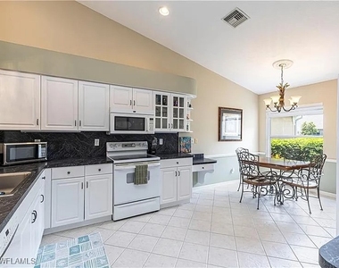 5595 Greenwood Circle - Photo Thumbnail 19