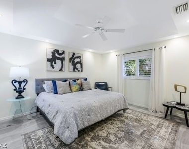 27196 Belle Rio Drive - Photo Thumbnail 15
