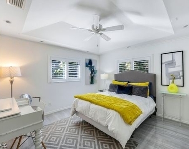 27196 Belle Rio Drive - Photo Thumbnail 12