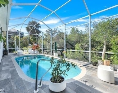 27196 Belle Rio Drive - Photo Thumbnail 17
