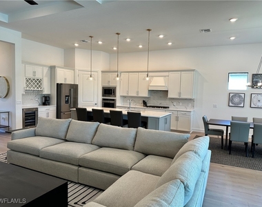 9260 Cormorant Drive - Photo Thumbnail 5