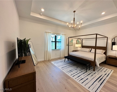 9260 Cormorant Drive - Photo Thumbnail 16