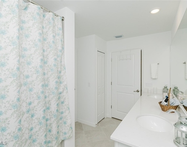 5555 Double Eagle Circle - Photo Thumbnail 30
