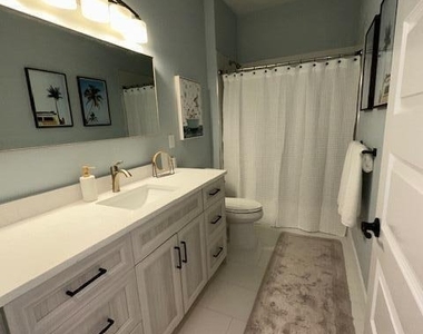 833 Paddleboard Court - Photo Thumbnail 19
