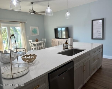 833 Paddleboard Court - Photo Thumbnail 6