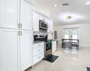 2907 W Arch Street - Photo Thumbnail 11