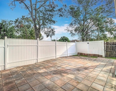 2907 W Arch Street - Photo Thumbnail 44