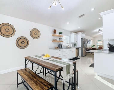 2907 W Arch Street - Photo Thumbnail 15