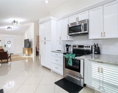 2907 W Arch Street - Photo Thumbnail 10