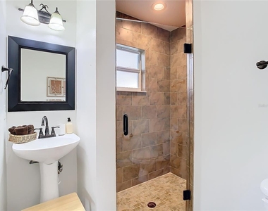 2907 W Arch Street - Photo Thumbnail 33