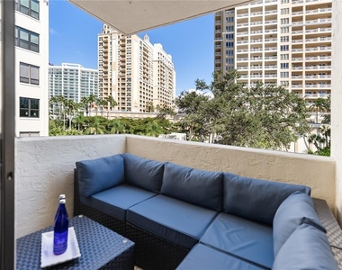 97 Sunset Drive - Photo Thumbnail 26
