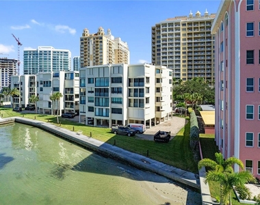 97 Sunset Drive - Photo Thumbnail 53