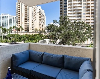 97 Sunset Drive - Photo Thumbnail 25