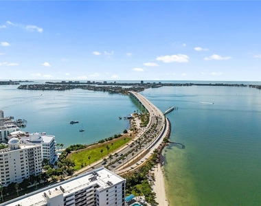 97 Sunset Drive - Photo Thumbnail 44